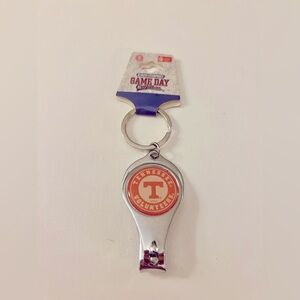 New with Tags Game Day TENNESSEE VOLUNTEERS KEYCHAIN NAILCLIPPER BULLSEYE
